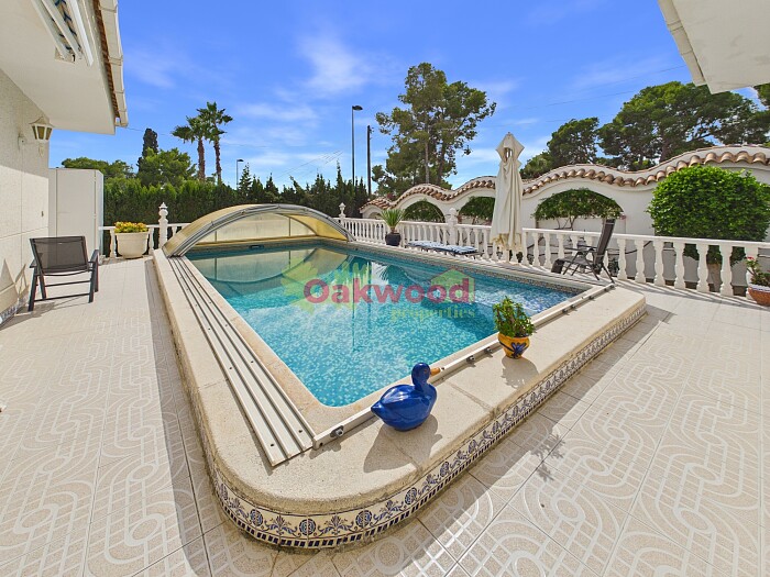 Chalet Independiente en Pinar de Campoverde